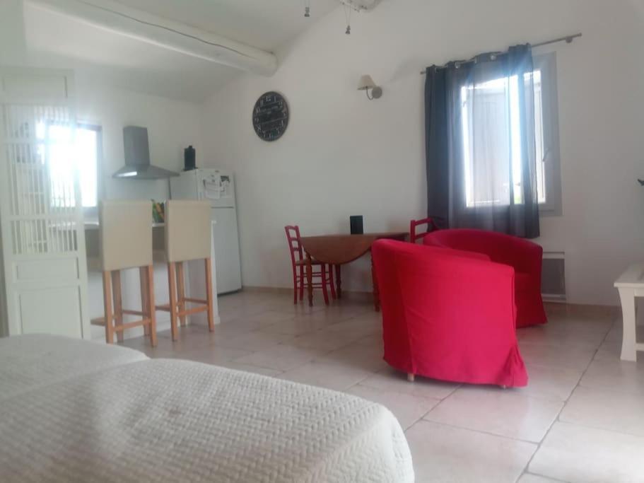 Apartment Le Petit Luberon Coquelicot Coustellet